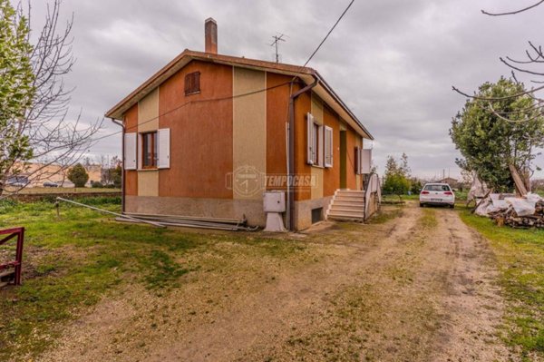 casa indipendente in vendita a Civitanova Marche in zona Santa Maria Apparente