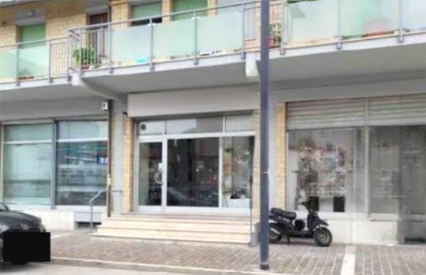 negozio in vendita a Civitanova Marche