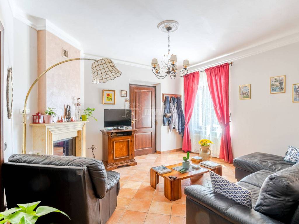 casa indipendente in vendita a Civitanova Marche in zona Santa Maria Apparente
