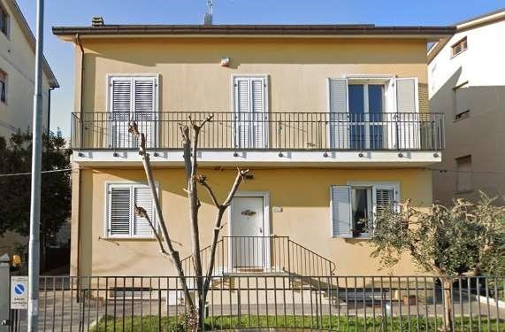 appartamento in vendita a Civitanova Marche in zona San Marone