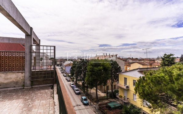 appartamento in vendita a Civitanova Marche in zona San Marone