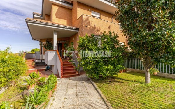 casa indipendente in vendita a Civitanova Marche