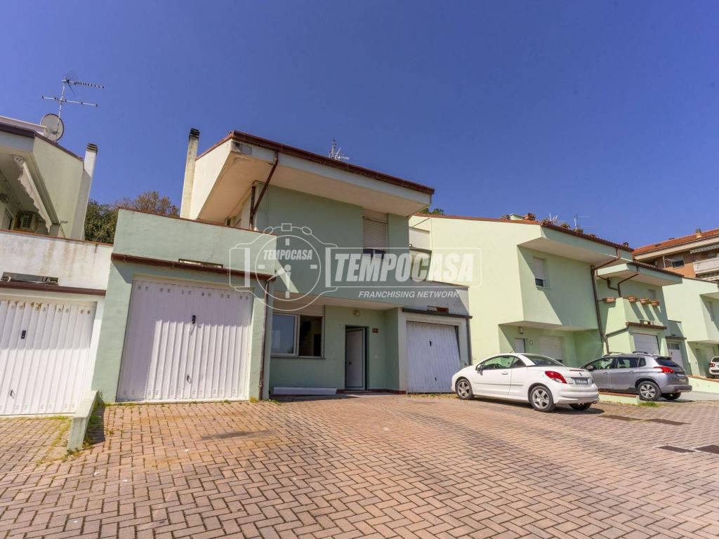 appartamento in vendita a Civitanova Marche in zona Fontespina