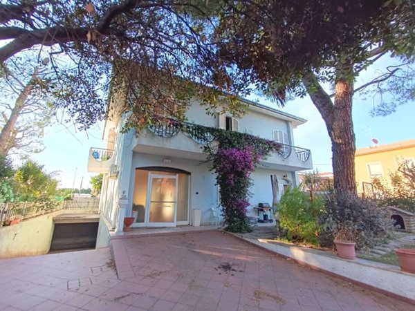 casa indipendente in vendita a Civitanova Marche in zona San Marone