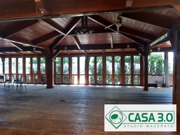 casa indipendente in vendita a Civitanova Marche