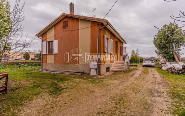 casa indipendente in vendita a Civitanova Marche in zona Santa Maria Apparente