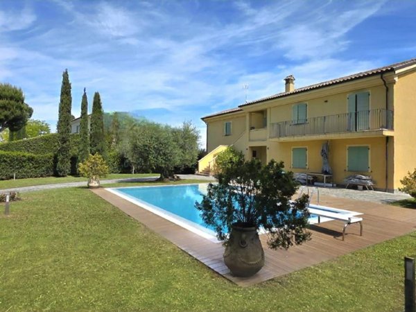 casa indipendente in vendita a Civitanova Marche in zona Fontespina