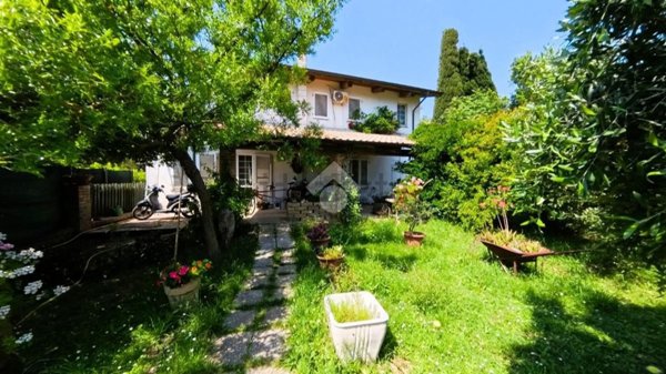casa indipendente in vendita a Civitanova Marche in zona Fontespina
