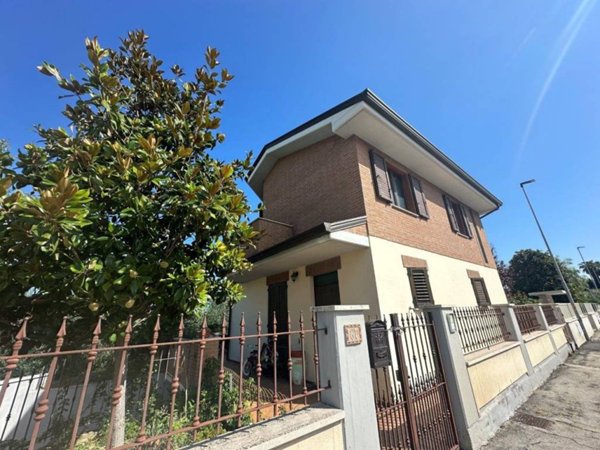 casa indipendente in vendita a Civitanova Marche in zona San Marone