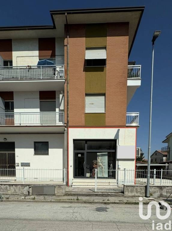 negozio in vendita a Civitanova Marche