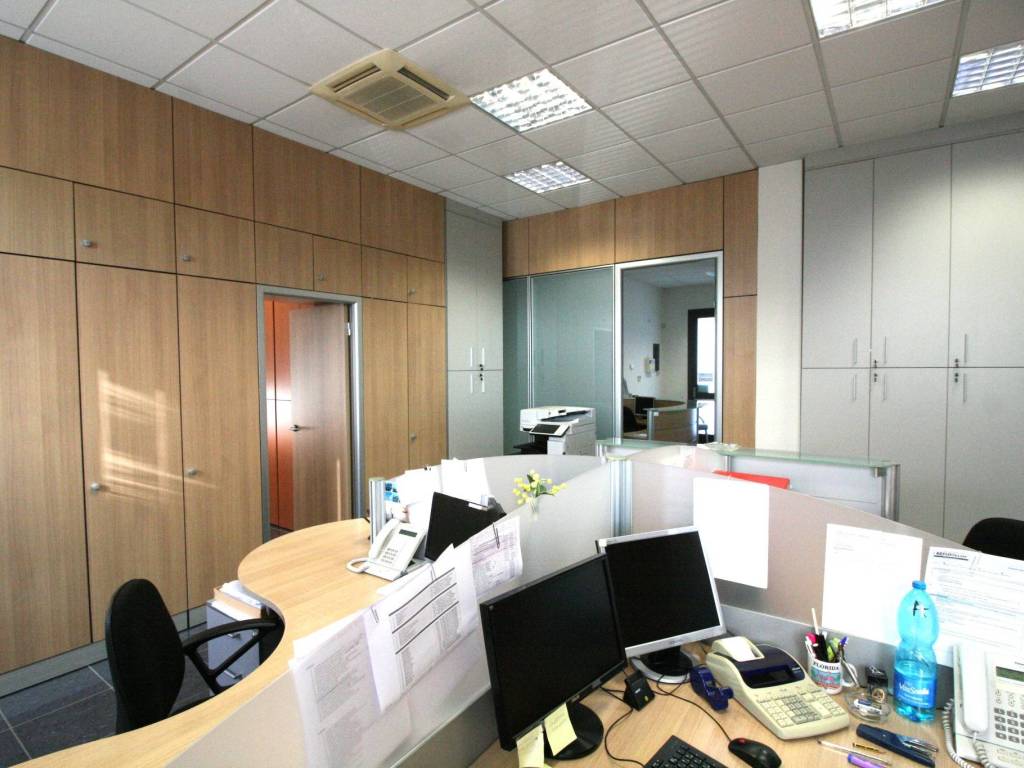 ufficio in vendita a Civitanova Marche in zona San Marone