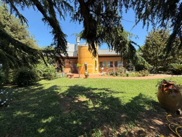casa indipendente in vendita a Civitanova Marche