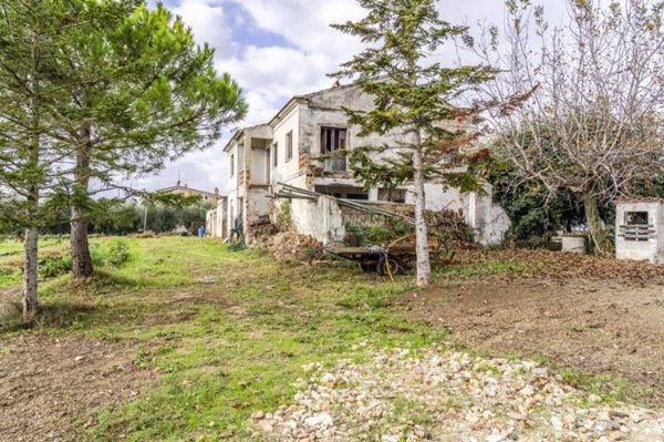 casa indipendente in vendita a Civitanova Marche in zona Santa Maria Apparente
