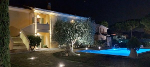 casa indipendente in vendita a Civitanova Marche