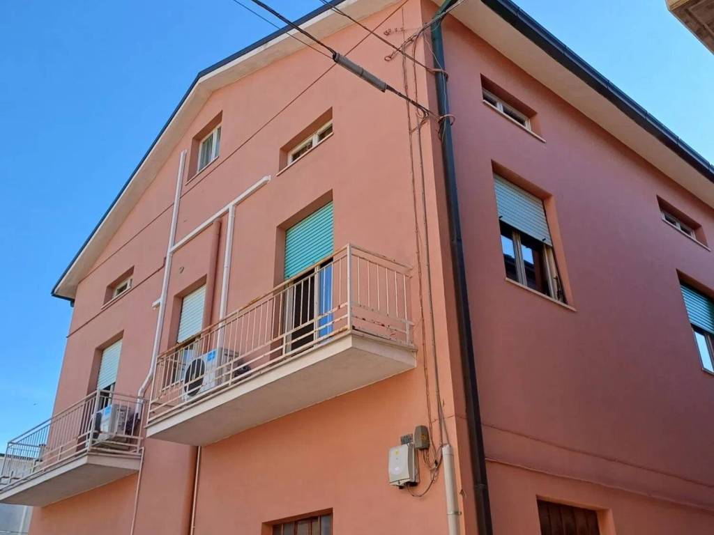 casa indipendente in vendita a Civitanova Marche in zona San Marone