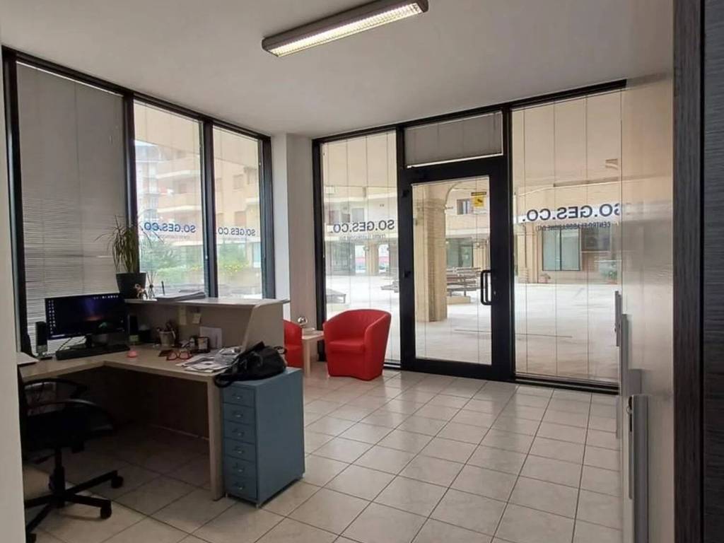 ufficio in vendita a Civitanova Marche
