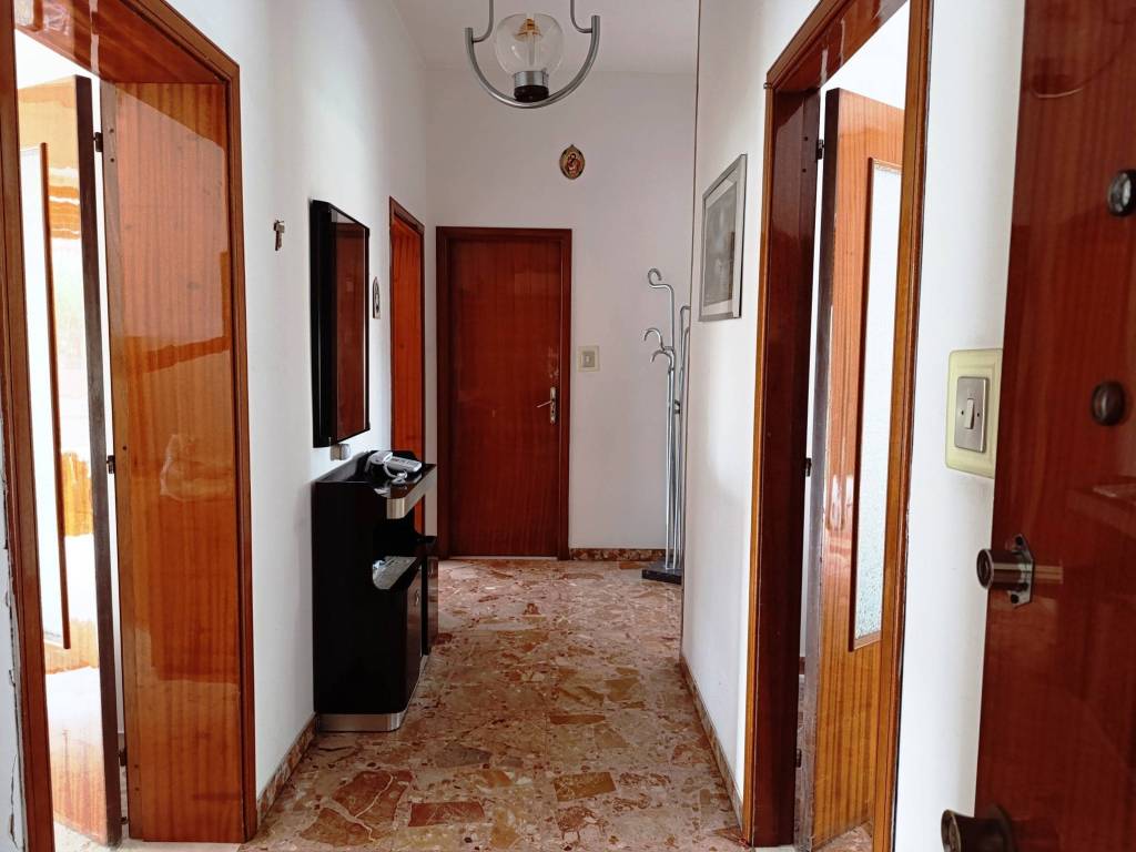 appartamento in vendita a Civitanova Marche in zona San Marone