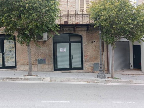 negozio in vendita a Civitanova Marche