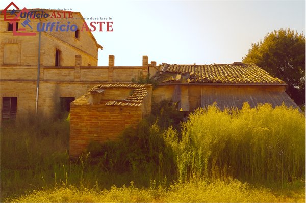 casa indipendente in vendita a Civitanova Marche