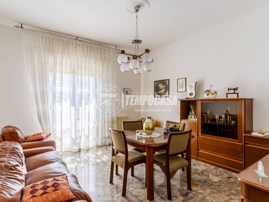 appartamento in vendita a Civitanova Marche in zona Santa Maria Apparente