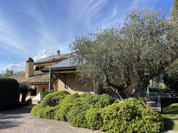 casa indipendente in vendita a Civitanova Marche