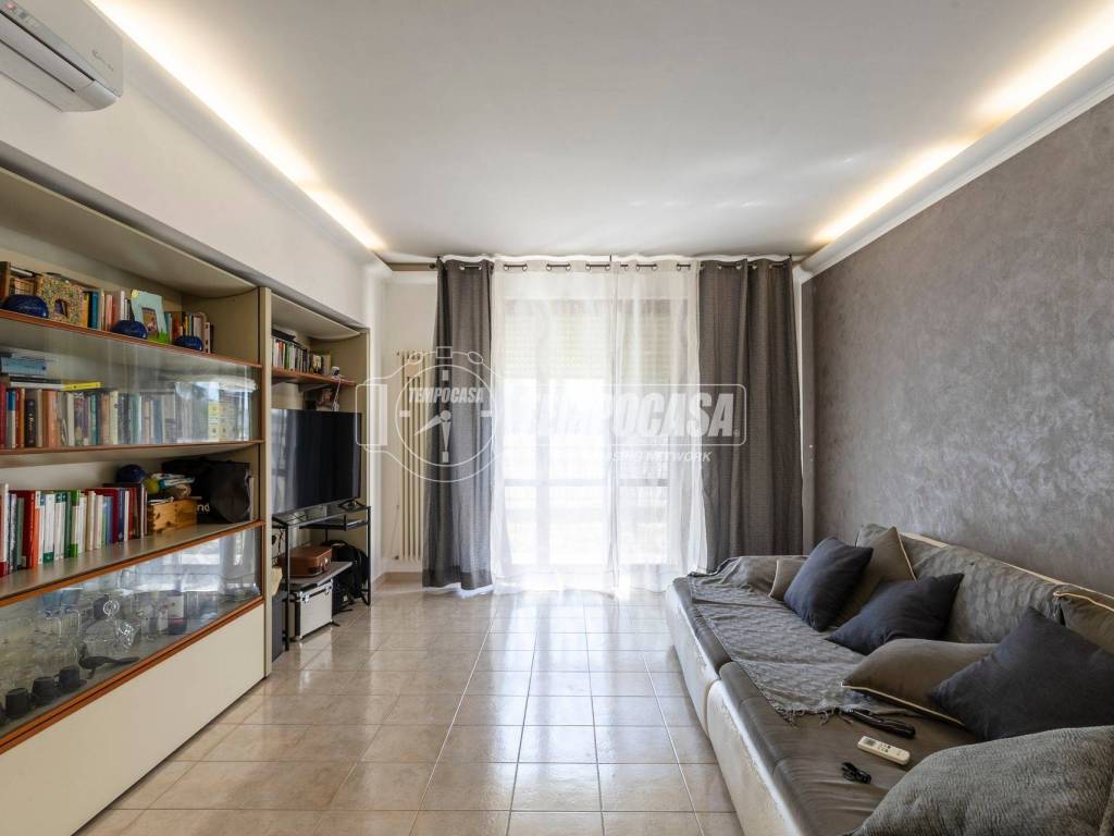 appartamento in vendita a Civitanova Marche in zona Santa Maria Apparente