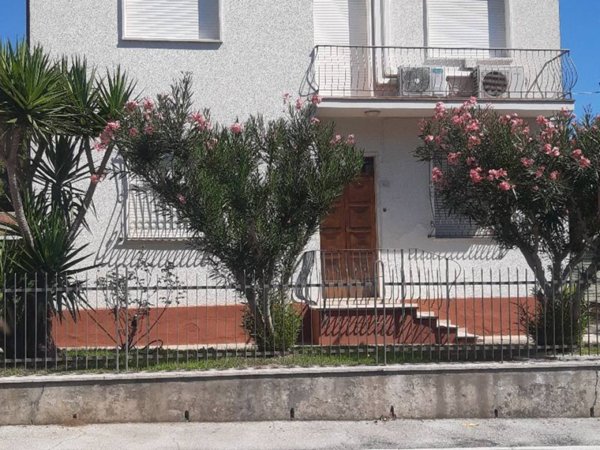casa indipendente in vendita a Civitanova Marche in zona Fontespina