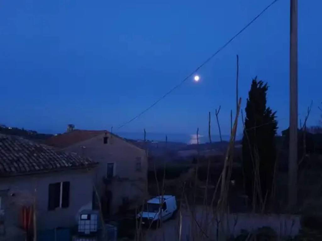 casa indipendente in vendita a Civitanova Marche