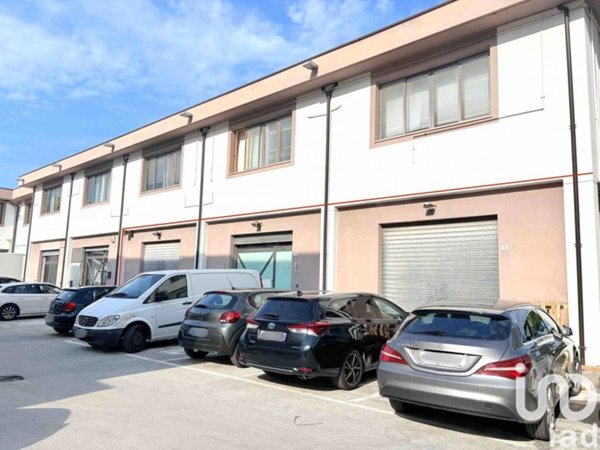 ufficio in vendita a Civitanova Marche