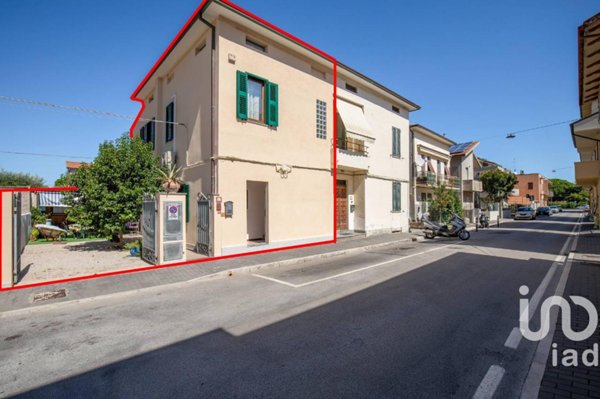 casa indipendente in vendita a Civitanova Marche