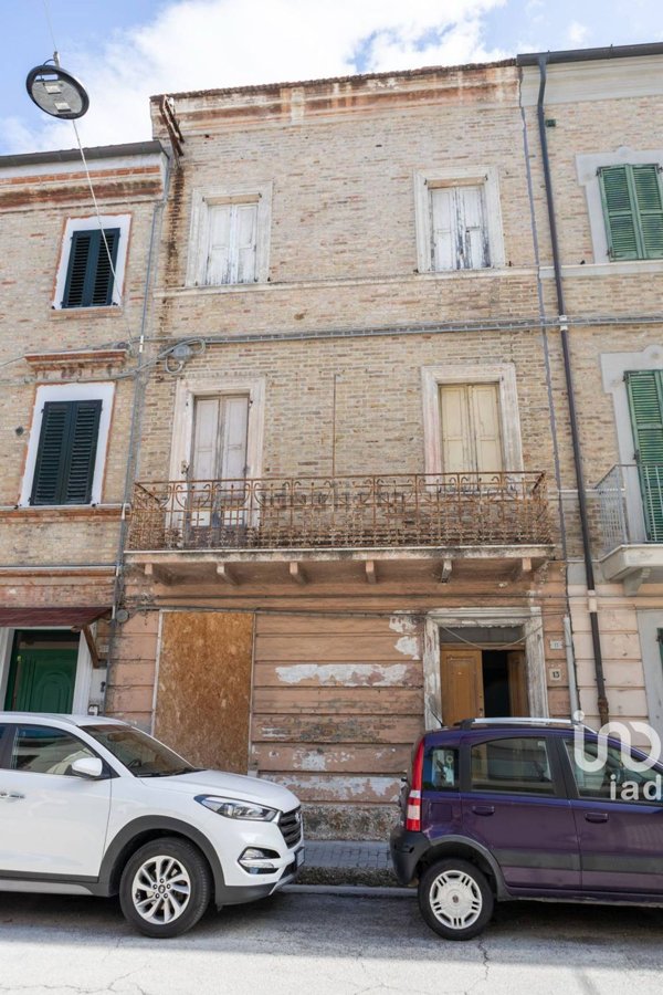 appartamento in vendita a Civitanova Marche in zona Maranello