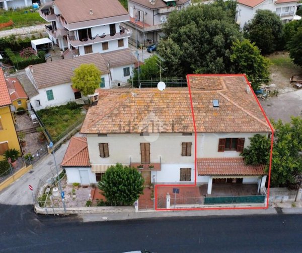 casa indipendente in vendita a Civitanova Marche