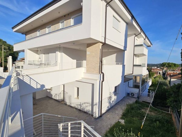 appartamento in vendita a Civitanova Marche in zona San Marone