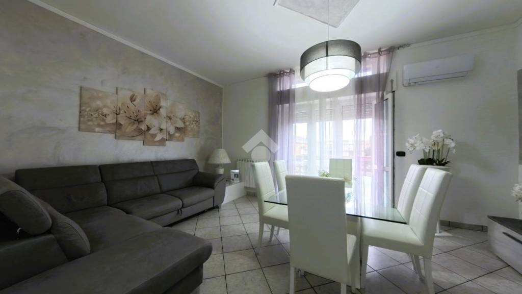 appartamento in vendita a Civitanova Marche in zona San Marone