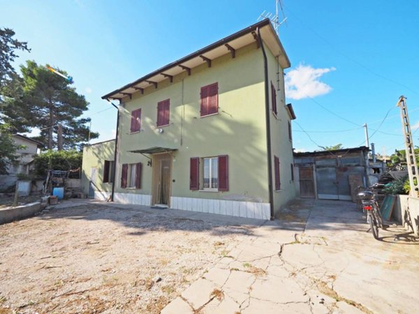casa indipendente in vendita a Civitanova Marche in zona Santa Maria Apparente