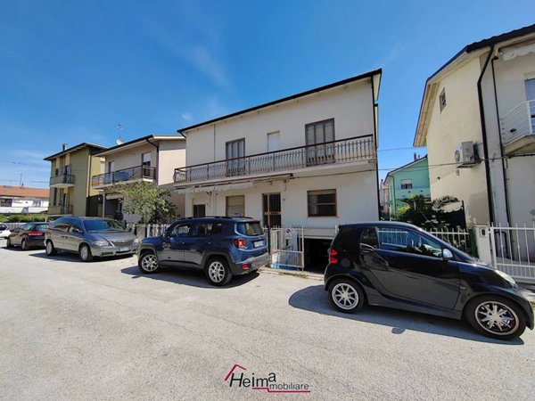 casa indipendente in vendita a Civitanova Marche
