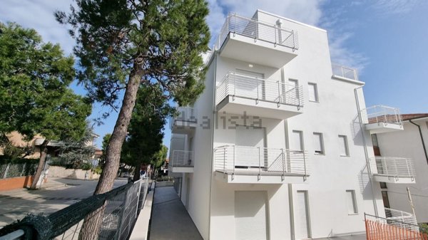 appartamento in vendita a Civitanova Marche in zona Maranello