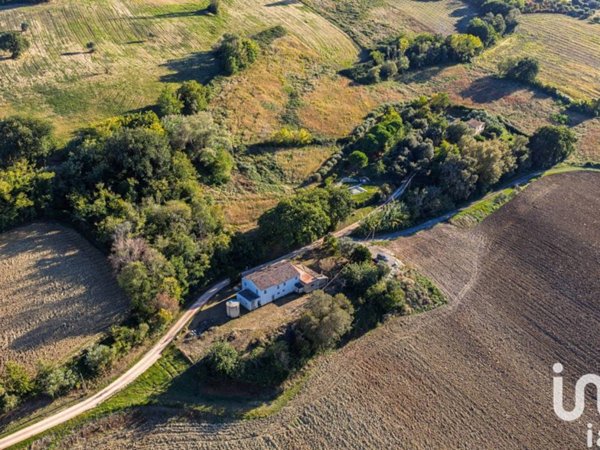 casa indipendente in vendita a Civitanova Marche