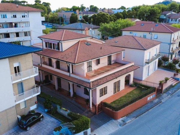 casa indipendente in vendita a Civitanova Marche in zona San Marone