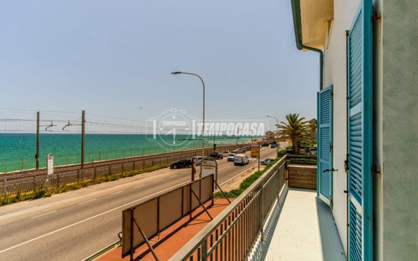 casa indipendente in vendita a Civitanova Marche