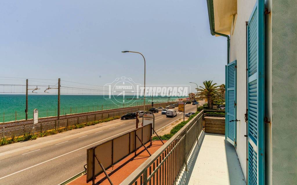 casa indipendente in vendita a Civitanova Marche