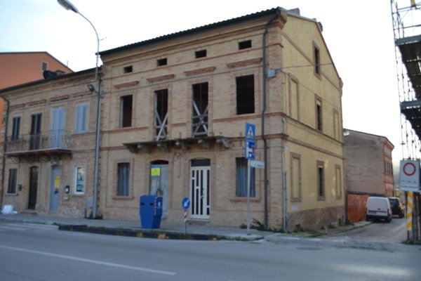 casa indipendente in vendita a Civitanova Marche in zona Fontespina