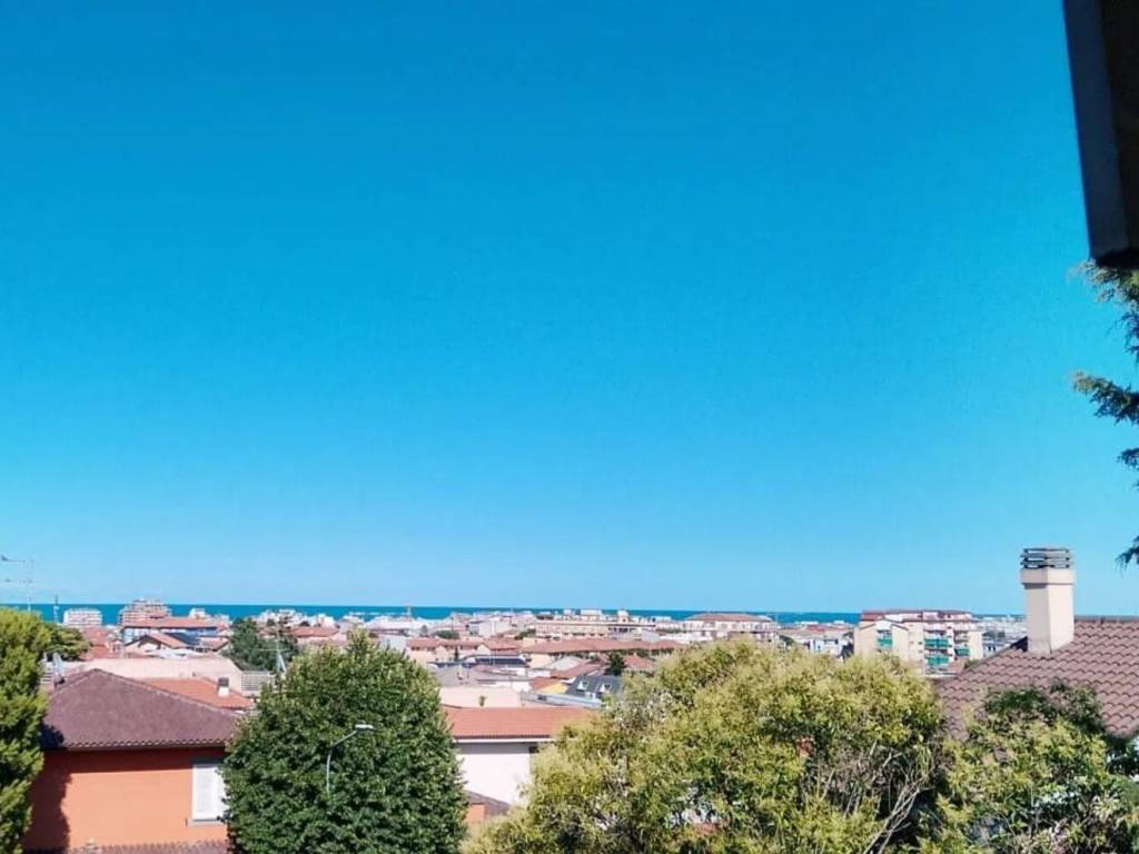 casa indipendente in vendita a Civitanova Marche in zona San Marone