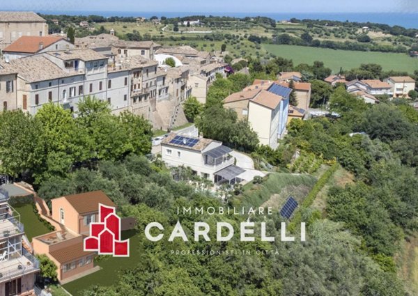 casa indipendente in vendita a Civitanova Marche