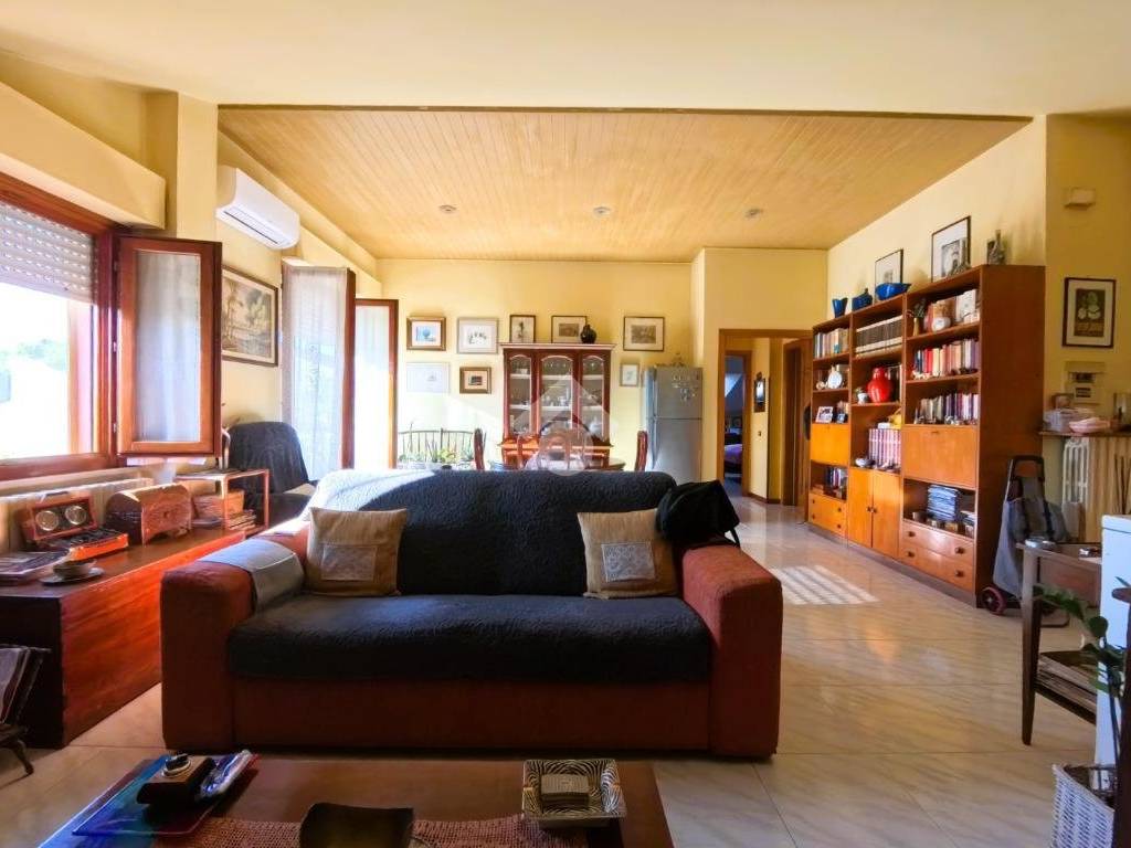 appartamento in vendita a Civitanova Marche in zona San Marone