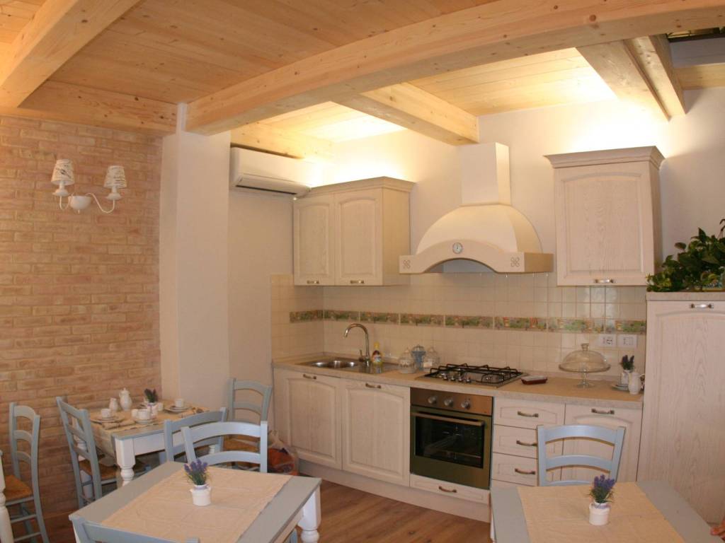 casa indipendente in vendita a Civitanova Marche