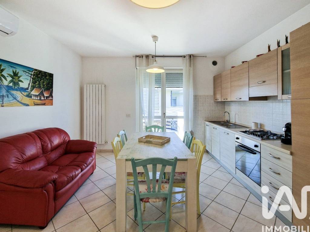 appartamento in vendita a Civitanova Marche in zona Fontespina