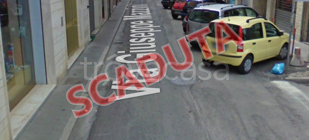 locale commerciale in vendita a Civitanova Marche