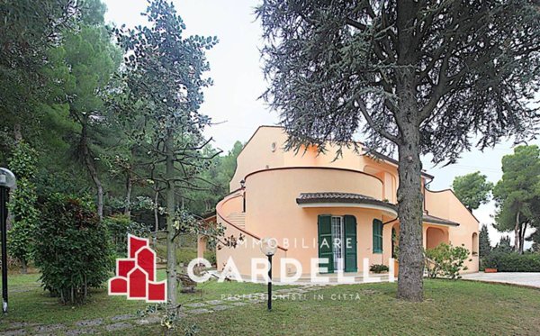 casa indipendente in vendita a Civitanova Marche