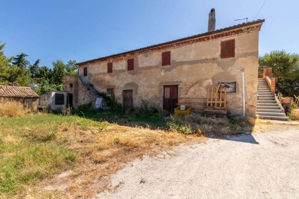 casa indipendente in vendita a Civitanova Marche